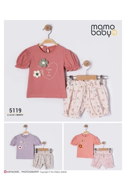 Çiçekli Tişörtlü Şort Takım