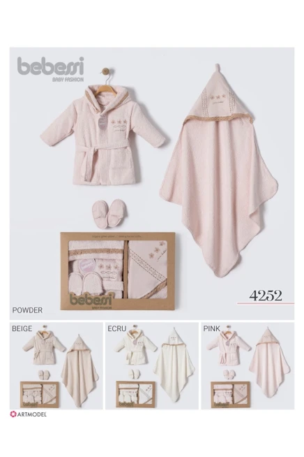 Bornozlu Havlulu Terlikli Set