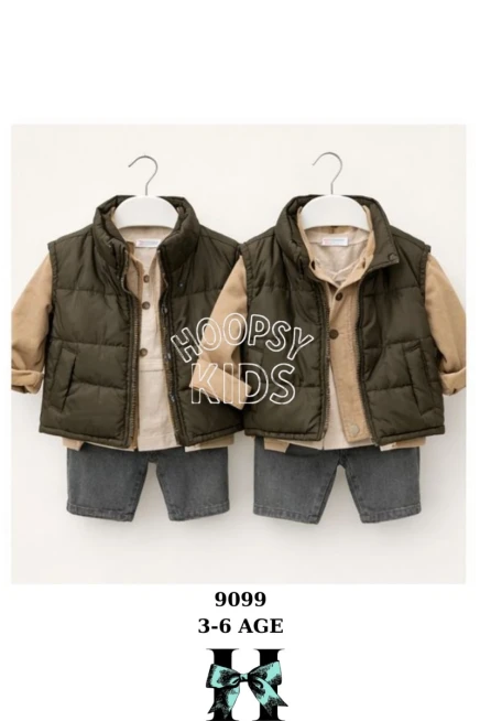 Yelekli Gömlekli Tişörtlü Pantolonlu Takım